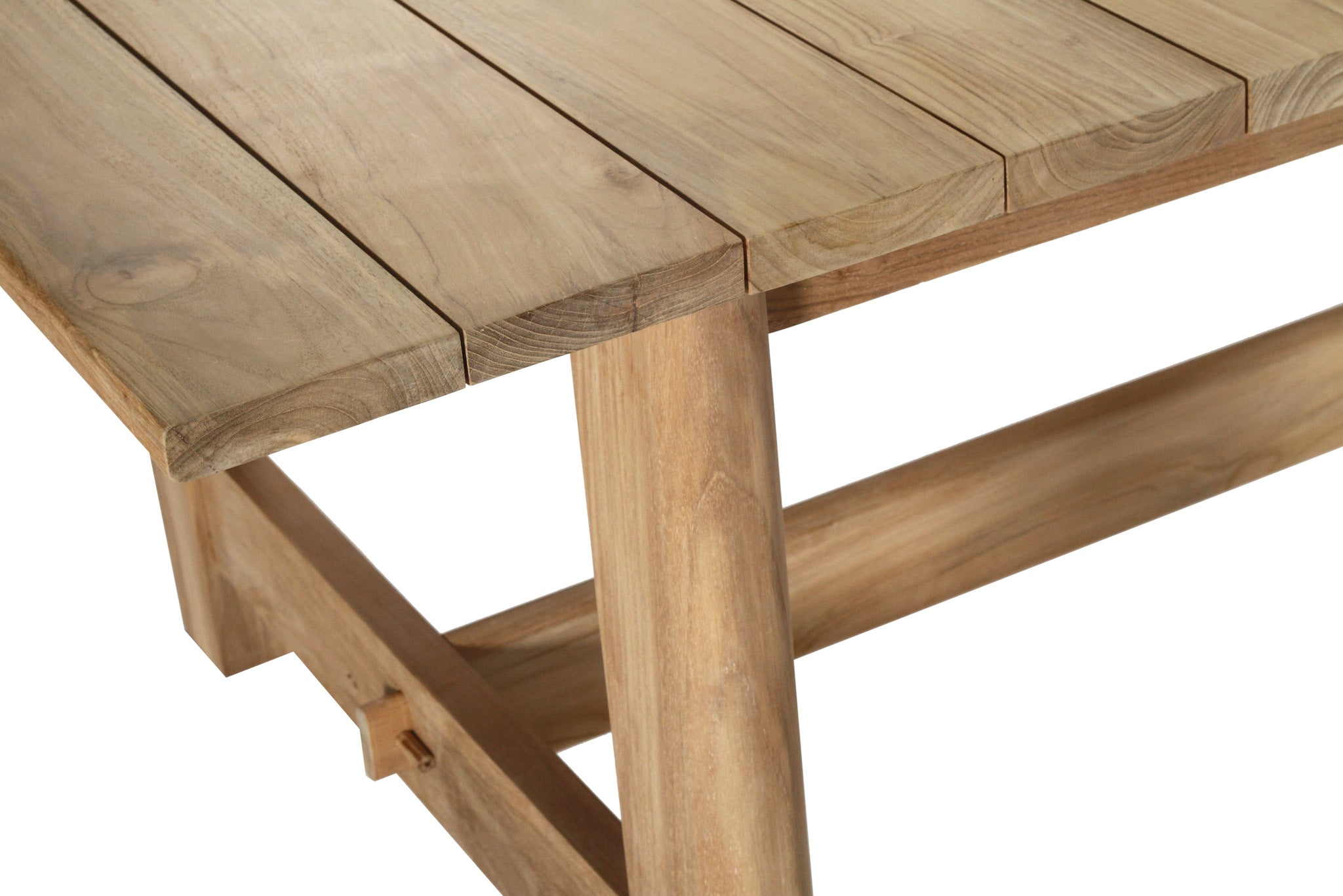 Joinery detail on Amalfi teak outdoor dining table close up