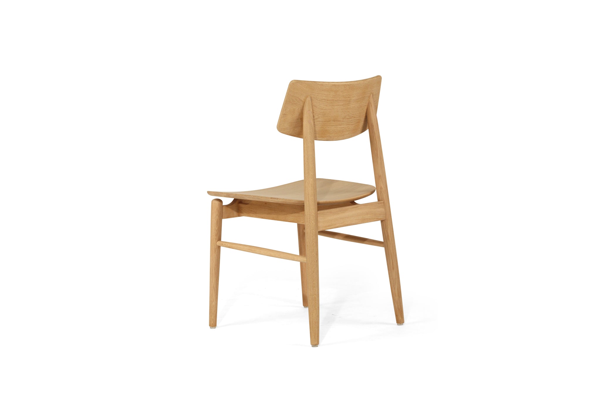 Beautifully crafted dining chair in a solid American Oak Frame in a natural finish. Magnolia Lane modern dining furniture 6