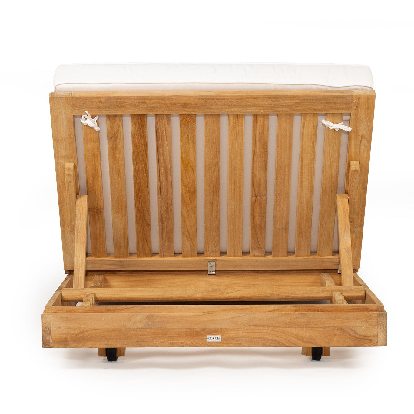 Harbour Island Outdoor Sunlounger, resort style living - Magnolia Lane 12
