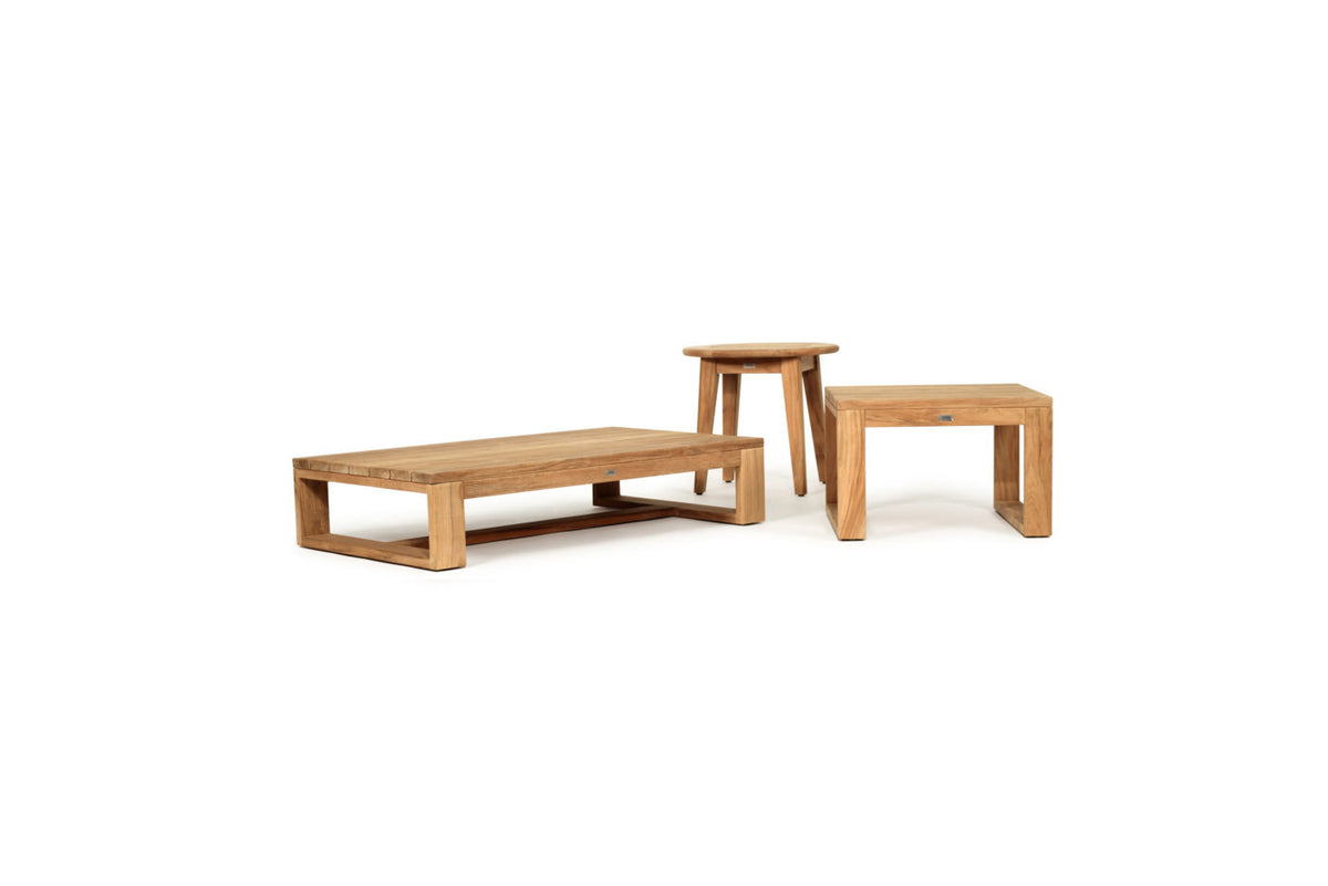 Harbour Island Outdoor Coffee Table in Low, shown with coordinating furniture.