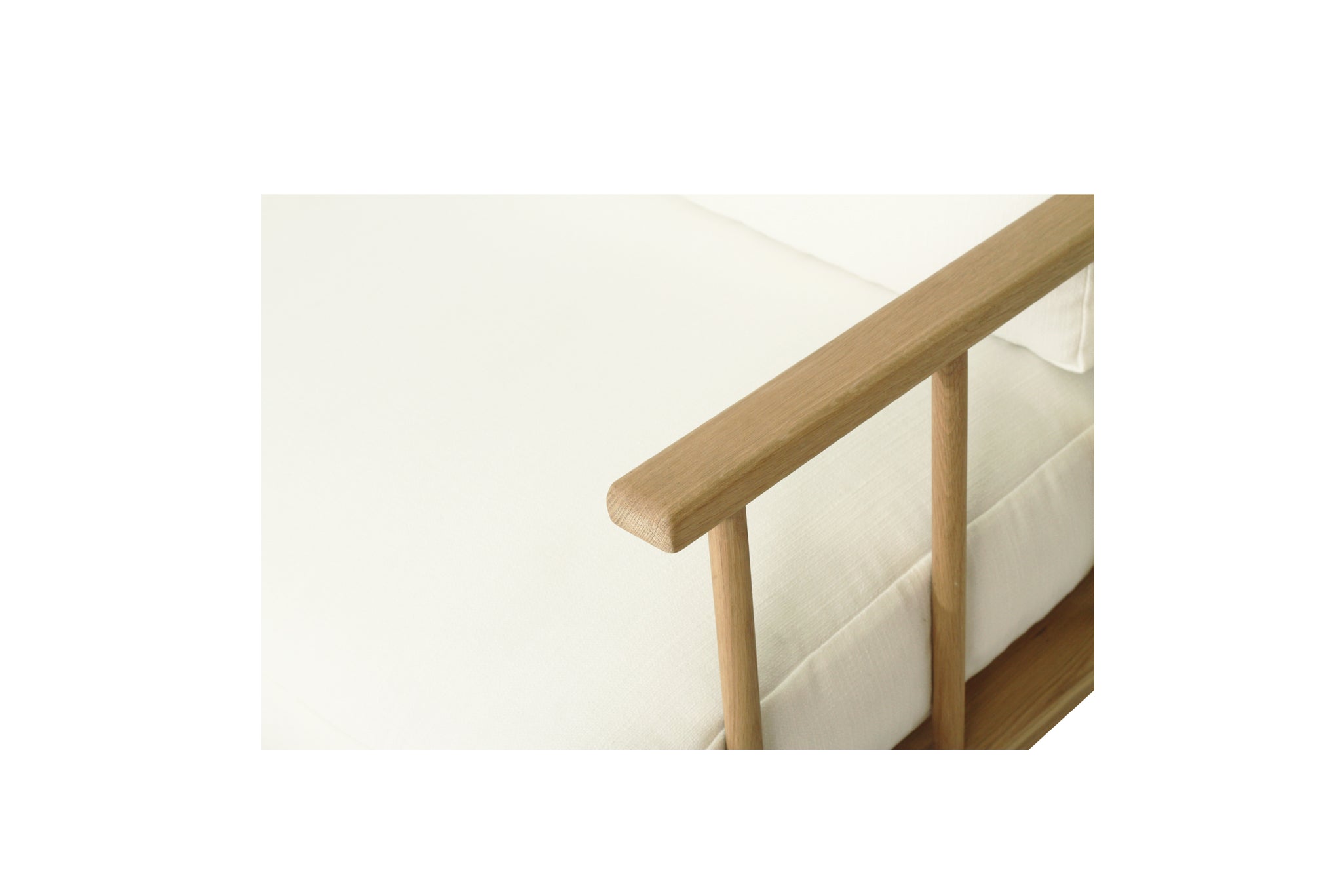 Harbour Island three seater sofa, Magnolia Lane Coastal Luxe living 8