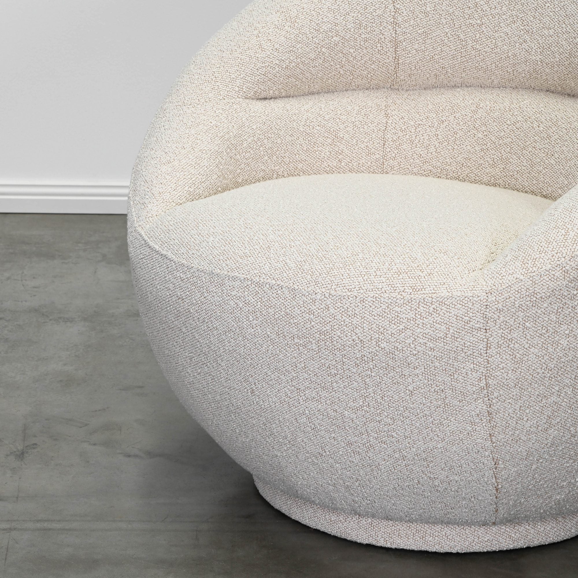 Luna Swivel Chair | Oatmeal