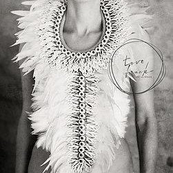 Shells & Feathers 50x70cm - Magnolia Lane