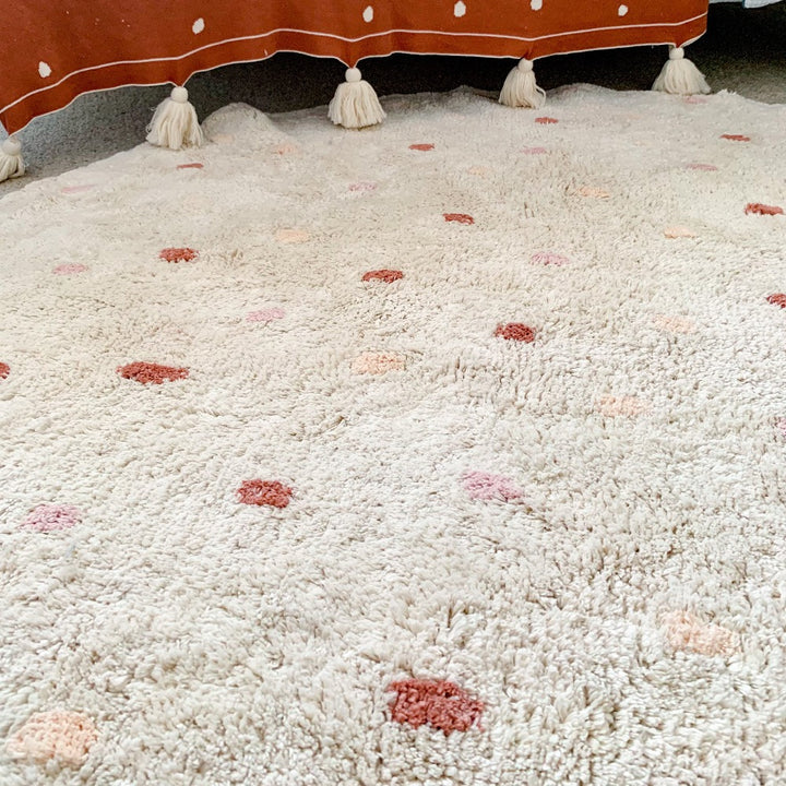 Going Dotty Round Rug - Pink and Toffee | Washable Rug