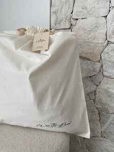 Beautiful Bubble Cushion, heavy weave indoor cushion, Magnolia Lane designer cushions, the perfect gift