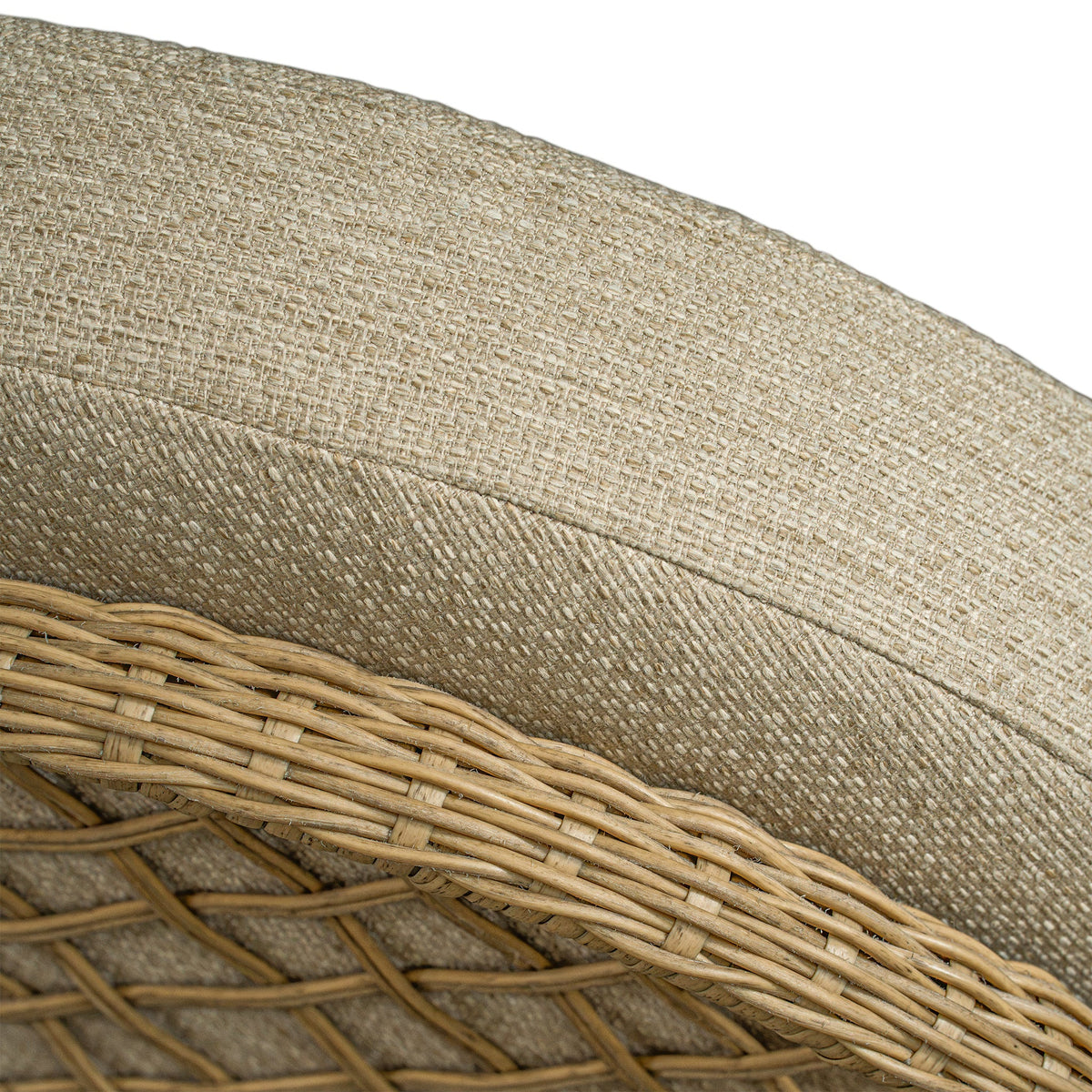Satori outdoor sun lounger, close-up of Sunproof fabric and polyrattan weave