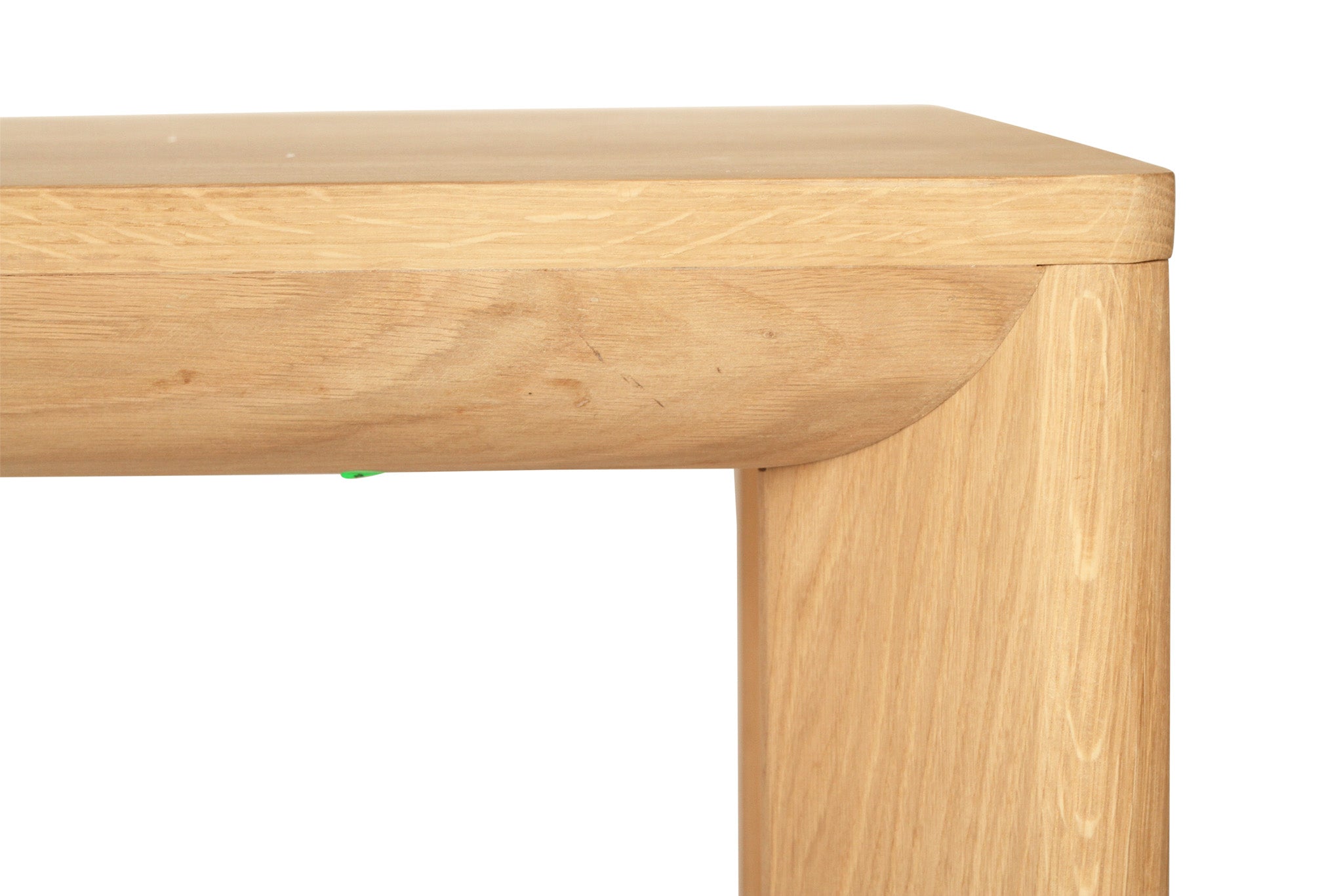 Great Dining Table made from solid American Oak with a raw Osmo PolyX finish, designed as a durable and elegant dining centerpiece. Top corner