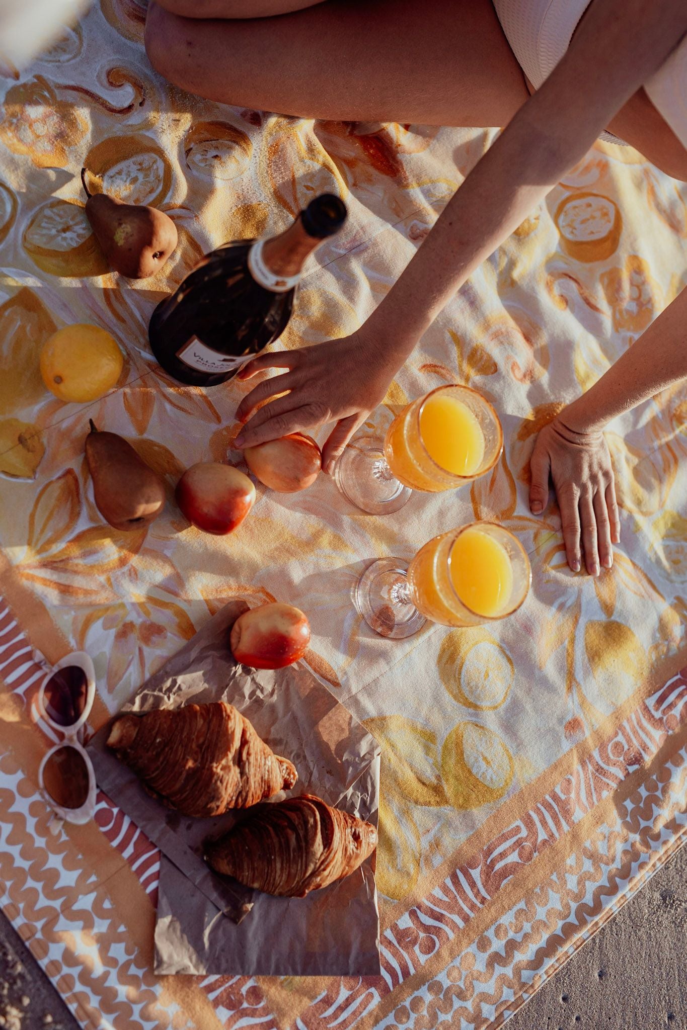 Wandering Folk Le Lemon Nectar Picnic Rug, Magnolia Lane Summer Soiree