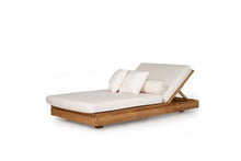 Load image into Gallery viewer, Harbour Island Outdoor Sunlounger, resort style living - Magnolia Lane 6