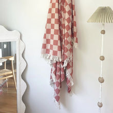 Load image into Gallery viewer, Checker turkish towel in peppa, Magnolia Lane beach style