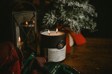 Load image into Gallery viewer, Frosted Pine and Spearmint 400g candle, Magnolia Lane artisan candles Christmas Limited Edition