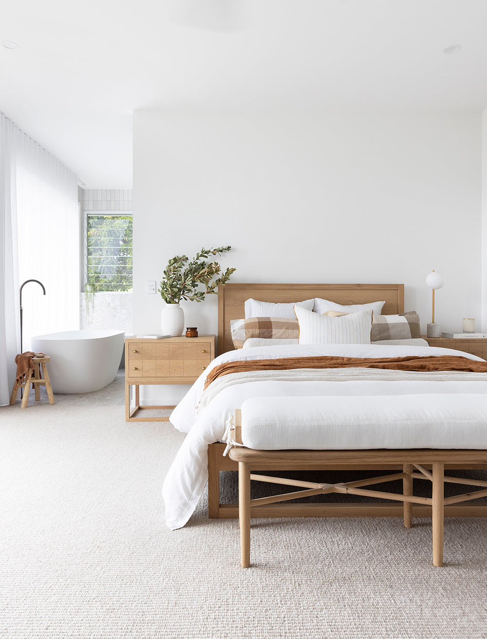 Harbour Island Bench Seat, Magnolia Lane coastal style bedroom furniture 1