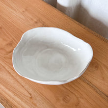 Load image into Gallery viewer, Ripple Serving Bowl