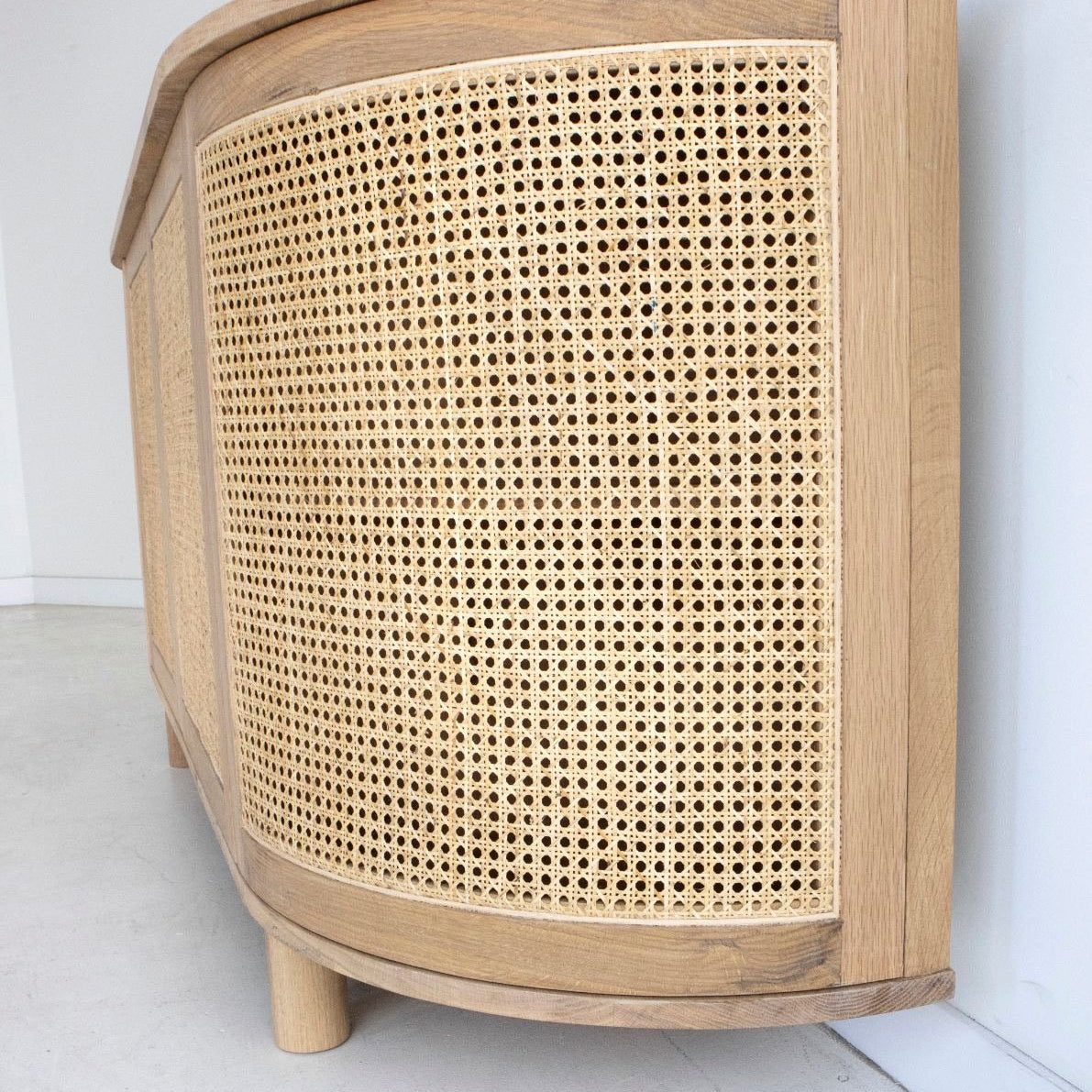 Beach Four Door Sideboard | Curved Edges - Magnolia Lane