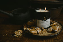 Load image into Gallery viewer, Sticky Gingerbread Pudding 400g candle, Magnolia Lane artisan candles Christmas Edition
