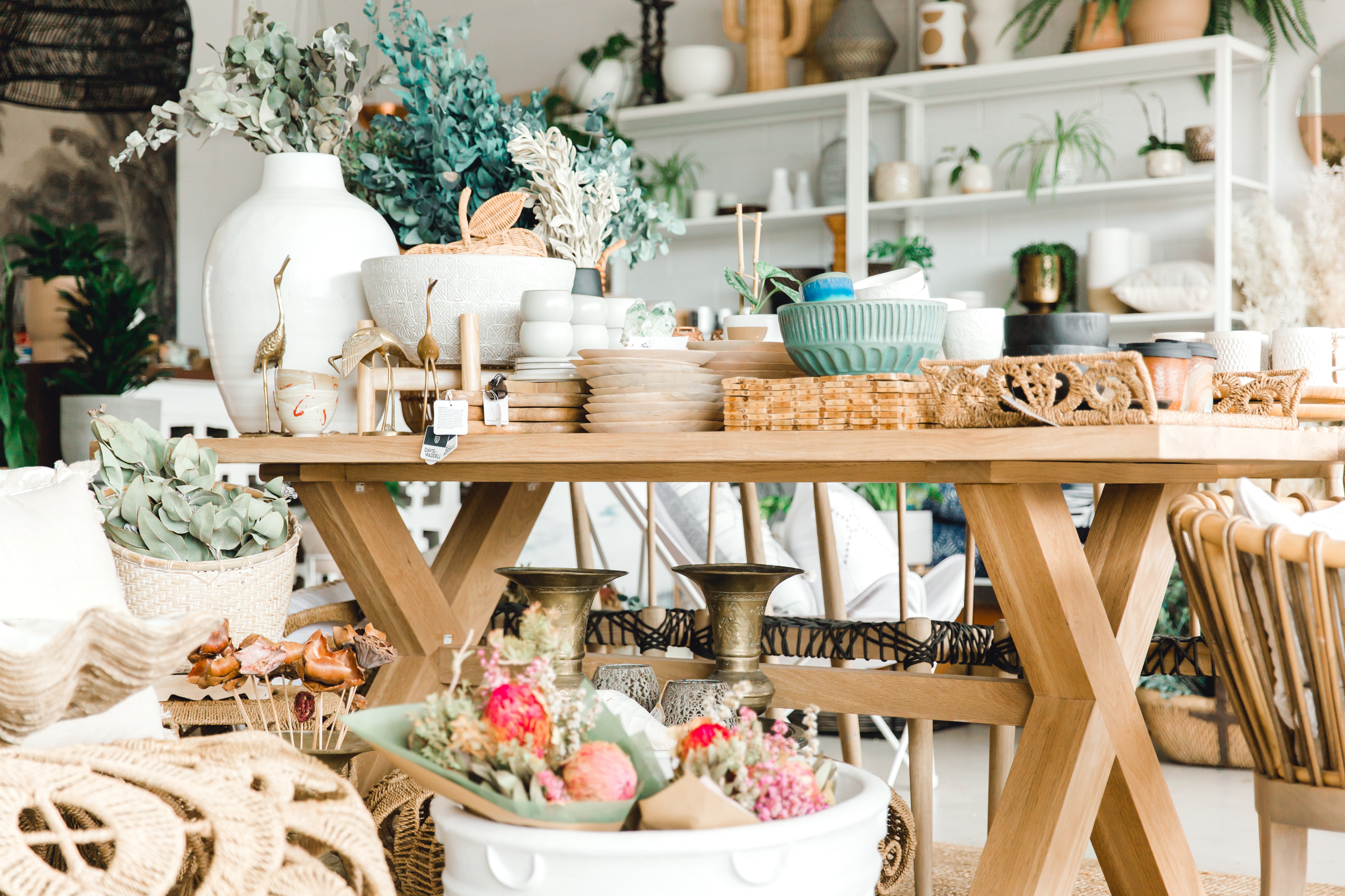 Surfer Dining Table - Magnolia Lane