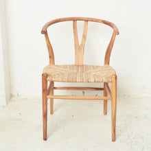 Load image into Gallery viewer, Villa style Wishbone dining chair, Magnolia Lane Timber Dining Furniture